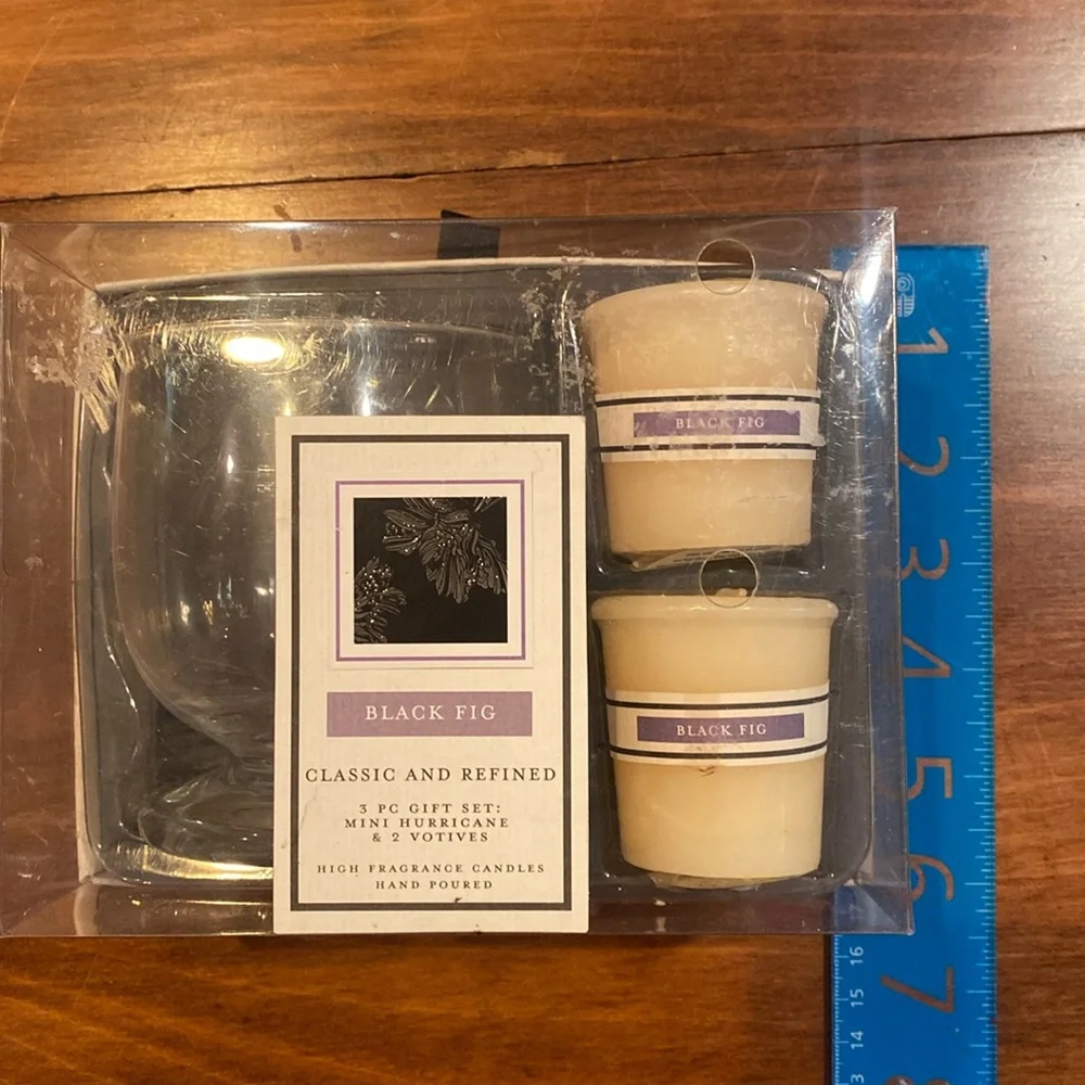 NIP Chesapeake Bay Candle 3x4” Clear Glass Holder + 2 Votives 2” Black Fig NEW